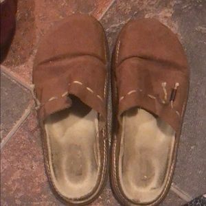 Women’s size 6.5 slip on shoes